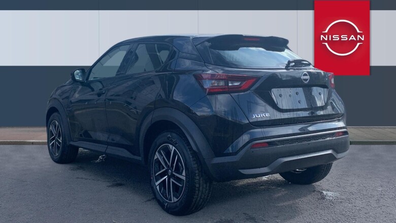 Nissan Juke 1.0 DiG-T N-Connecta 5dr Petrol Hatchback
